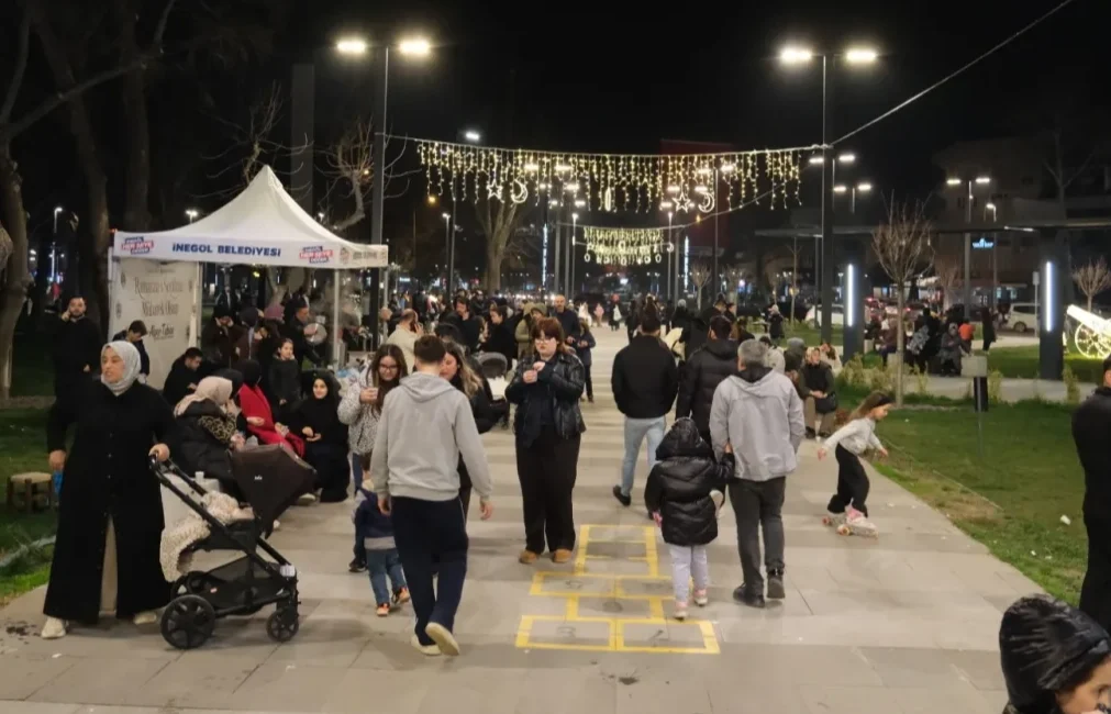 Bursa İnegöl’de Ramazan coşkusu meydanlara taşındı Bursa İnegöl Belediyesi,