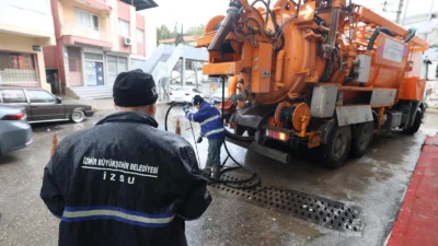  Meteorolojik uyarılar doğrultusunda İzmir’de