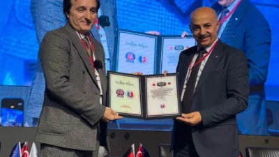 KGK Birleşik Krallık Temsilcisi Vatan Öz’e büyük onur 