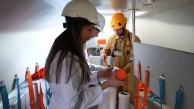 Mavi Vatan’da sıkı denetim… Türk Bayrağı beyaz listede gücünü korudu Mavi Vatan’da sıkı denetim… Türk Bayrağı beyaz listede gücünü korudu