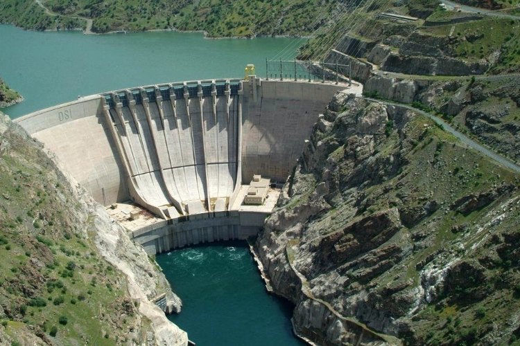 Türkiye’nin elektrik kurulu gücü 123 bin megavata ulaştı… Elektrikte yerli kaynak payı yüzde 71,9 Enerji ve Tabii