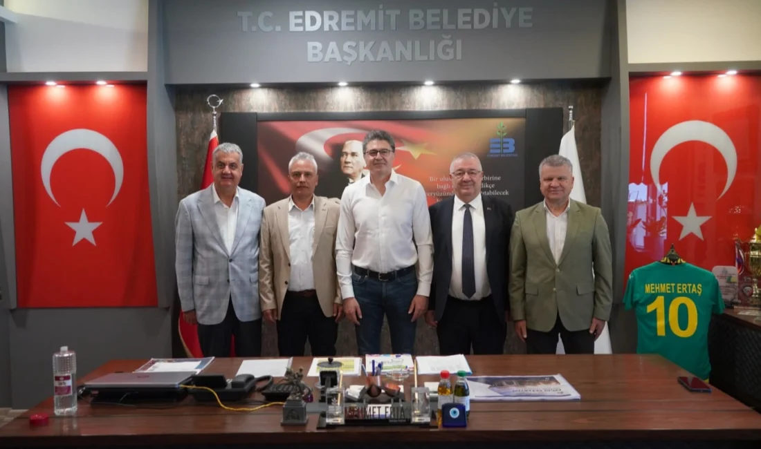 Balıkesir Edremit Belediyesi’nde bayramlaşma coşkusu Balıkesir Edremit Belediyesi’nin