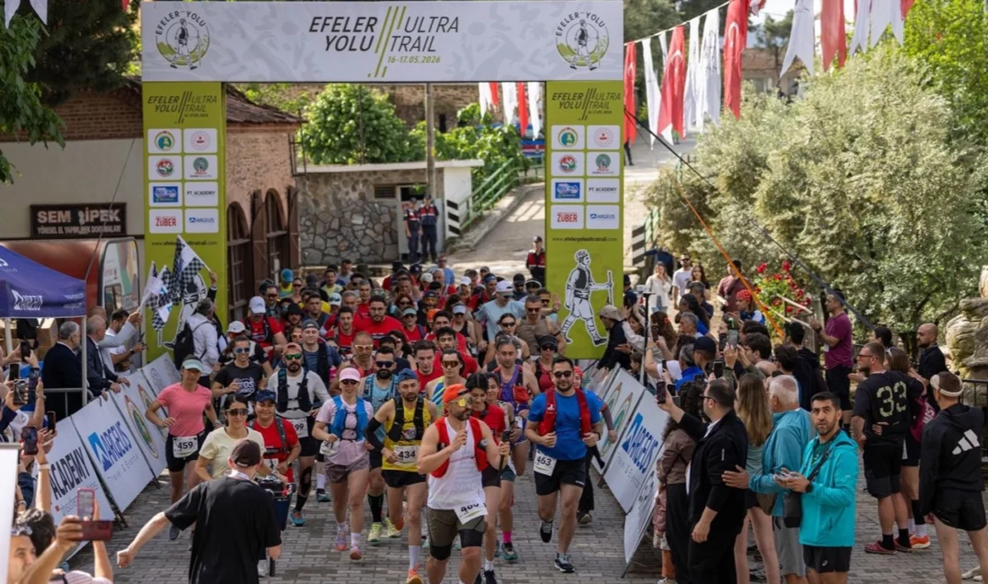 İzmir’de Efeler Yolu Ultra Trail’de madalyalar verildi İzmir’in olağanüstü doğal